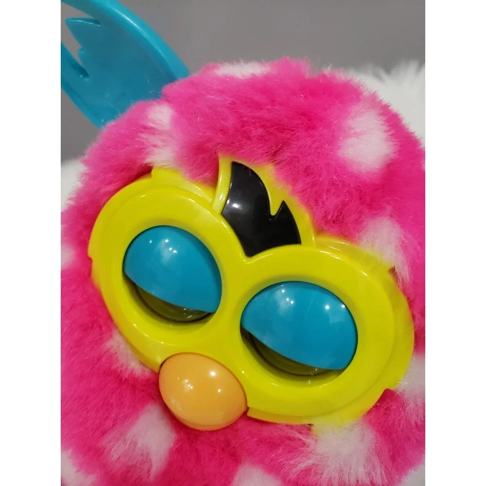 BROKEN!!!‎ FOR PARTS LOT 2 Vintage 2012 TIGER Furby Boom White Pink Dotted Blue
